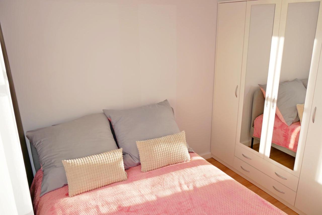 Apartment 15